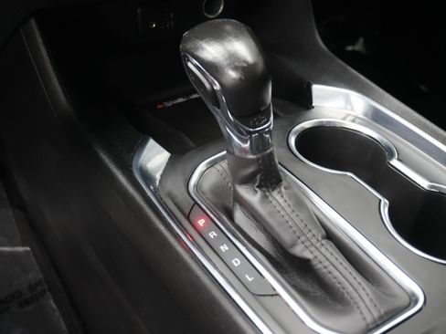 Used 2021 Chevrolet Traverse Premier w/ Redline Edition FWD image 24