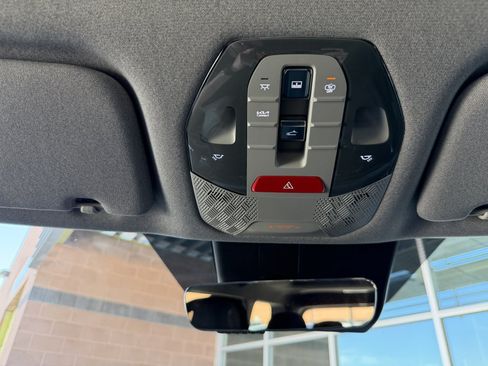 Used 2024 Kia EV9 Wind AWD/4WD image 27