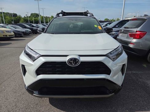 Used 2025 Toyota RAV4 XSE w/ Advanced Technology Package AWD/4WD image 11