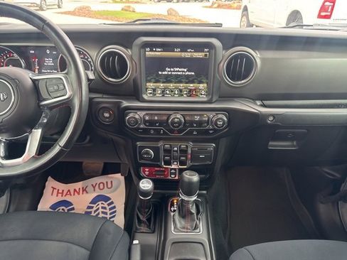 Certified 2022 Jeep Gladiator Rubicon w/ Cold Weather Group image 14