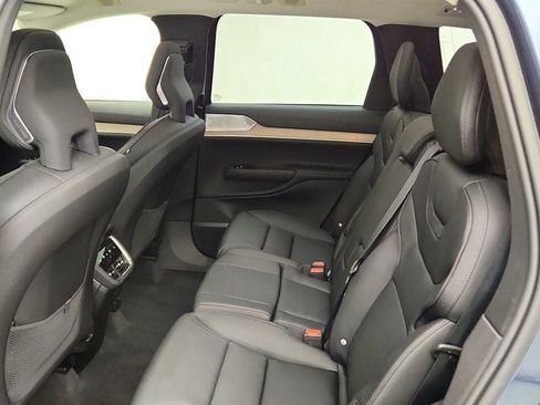 Used 2025 Volvo EX90 Ultra AWD/4WD image 20