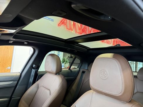 Used 2022 Alfa Romeo Stelvio Ti image 14