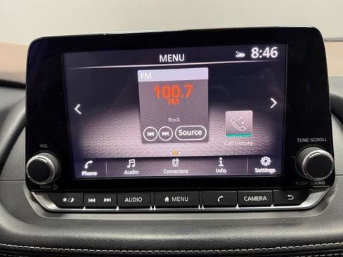 Used 2021 Nissan Rogue SV AWD/4WD image 36