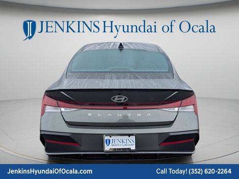 New 2026 Hyundai Elantra SEL Sport Premium FWD image 7