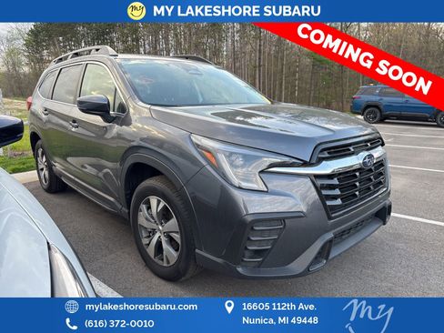 Used 2025 Subaru Ascent Premium AWD/4WD image 1