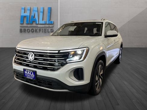 New 2026 Volkswagen Atlas SEL AWD/4WD image 1
