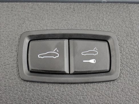 Used 2017 Porsche Macan S image 72