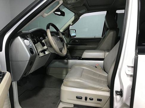 Used 2014 Ford Expedition Limited w/ Equipment Group 301A RWD image 10