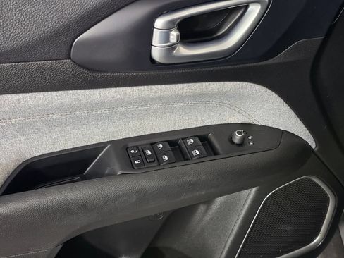 Used 2023 Jeep Compass Latitude AWD/4WD image 22