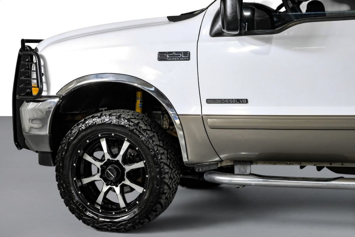 Used 2002 Ford F250 Lariat AWD/4WD image 12