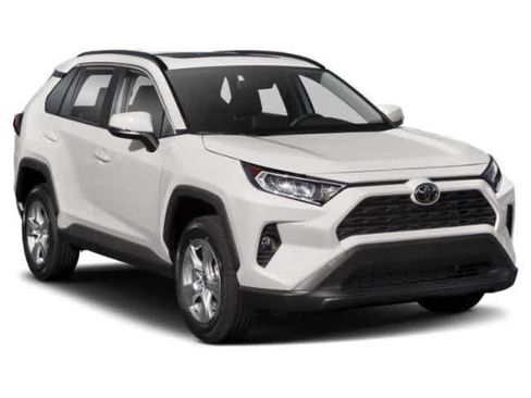Used 2019 Toyota RAV4 XLE Premium FWD image 9