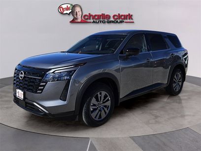 New 2026 Nissan Pathfinder S