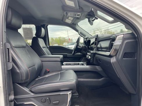 Used 2024 Ford F250 Lariat w/ Sport Appearance Package AWD/4WD image 16