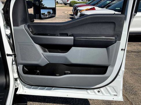 Used 2024 Ford F250 XLT w/ FX4 Off-Road Package image 21