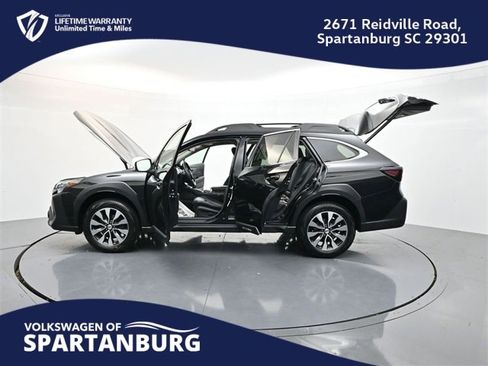 Used 2023 Subaru Outback Limited image 35