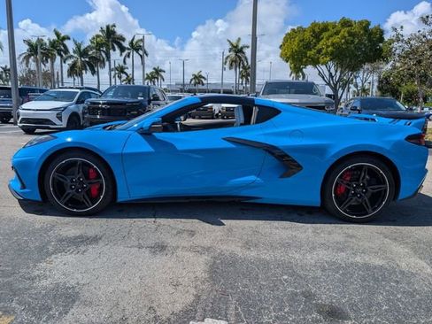 Used 2022 Chevrolet Corvette Stingray Coupe w/ Z51 Performance Package image 4