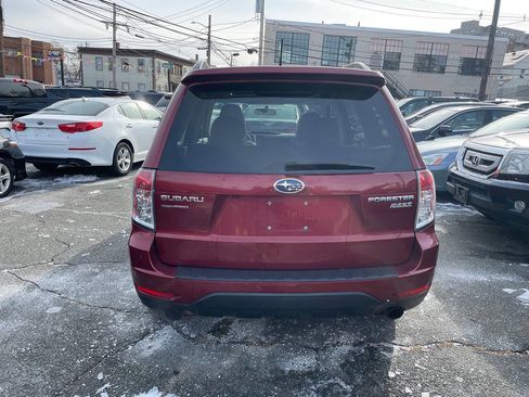 Used 2011 Subaru Forester 2.5X Limited image 6