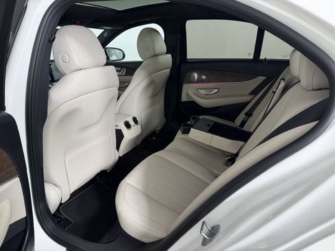 Used 2017 Mercedes-Benz E 300 4MATIC image 14