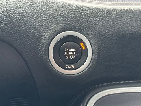 Used 2020 Dodge Challenger R/T RWD image 10