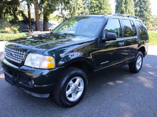 Used 2004 Ford Explorer XLT image 1