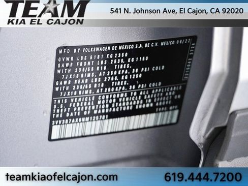 Used 2022 Volkswagen Tiguan SE image 31