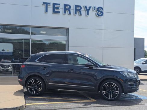 Used 2017 Lincoln MKC Reserve AWD/4WD image 2