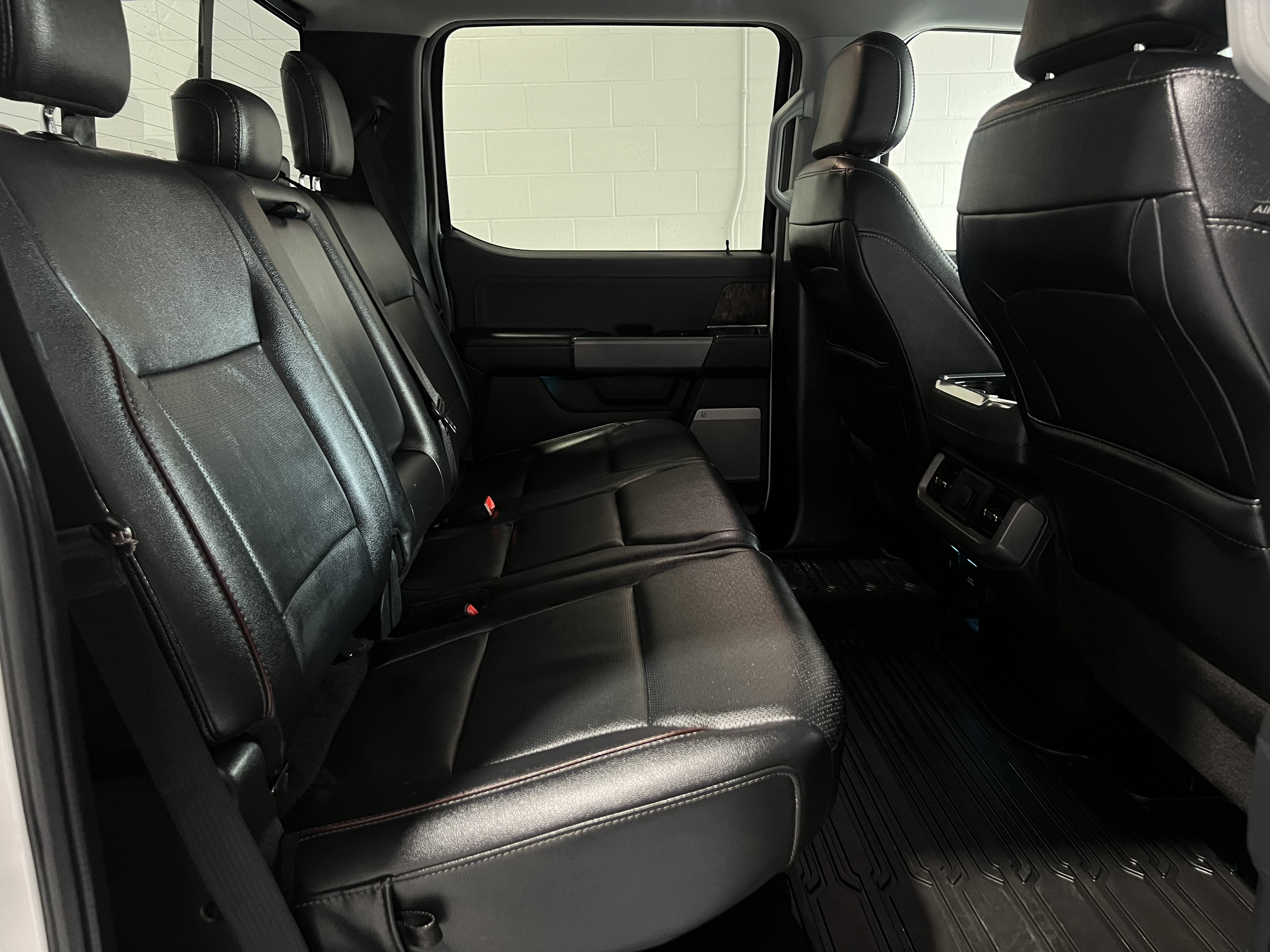 Used 2021 Ford F150 Lariat AWD/4WD image 23