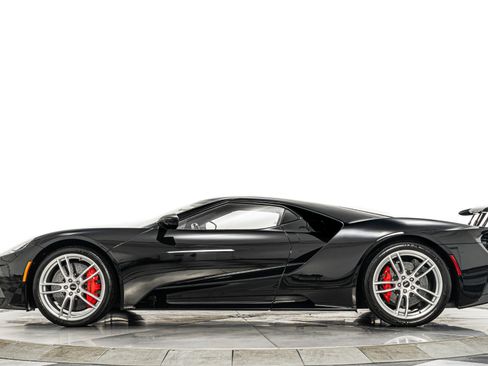 Used 2020 Ford GT image 6