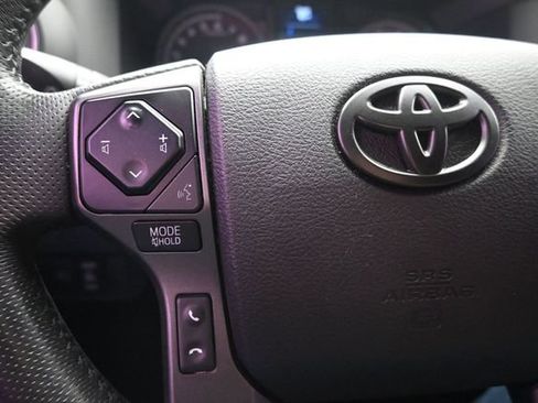 Used 2022 Toyota Tacoma TRD Sport w/ Technology Package AWD/4WD image 26