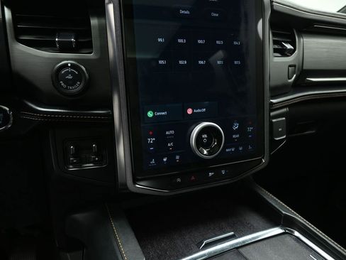 Certified 2023 Ford Expedition Max Platinum image 16