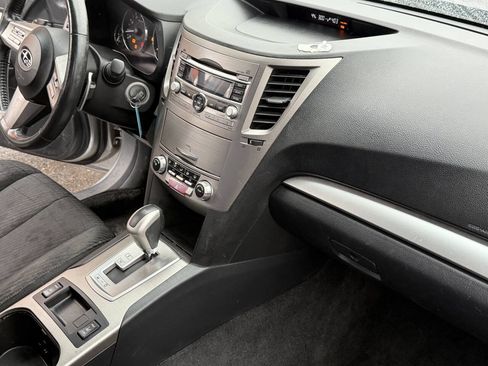 Used 2011 Subaru Legacy 2.5i Premium w/ All-Weather Pkg AWD/4WD image 16