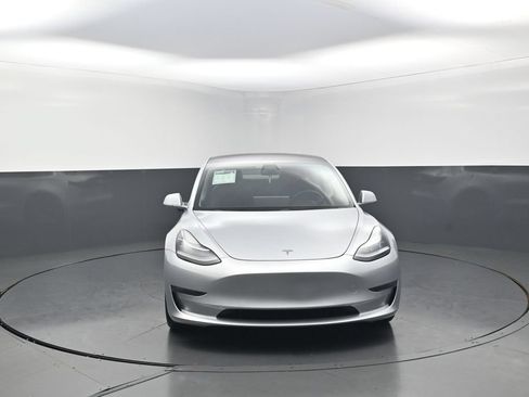 Used 2018 Tesla Model 3 Long Range RWD image 39