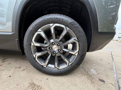 New 2026 GMC Terrain Elevation w/ Elevation Premium Package image 36