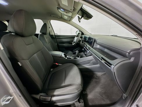 Used 2025 Hyundai Tucson SEL FWD image 30