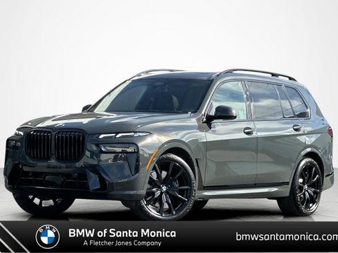 Used 2024 BMW X7 xDrive40i w/ M Sport Package AWD/4WD image 1