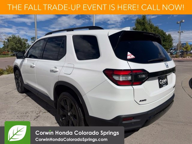 New 2026 Honda Pilot Black Edition image 7