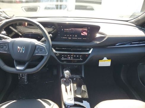 New 2026 Buick Envista Avenir FWD image 13