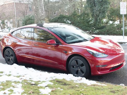 Used 2022 Tesla Model 3 Long Range image 12