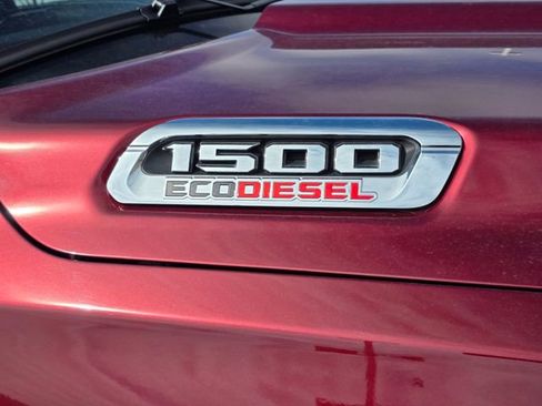 Used 2022 RAM 1500 Limited w/ Body Color Bumper Group AWD/4WD image 7