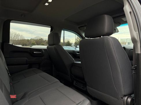 Used 2019 Chevrolet Silverado 1500 Custom Trail Boss image 18