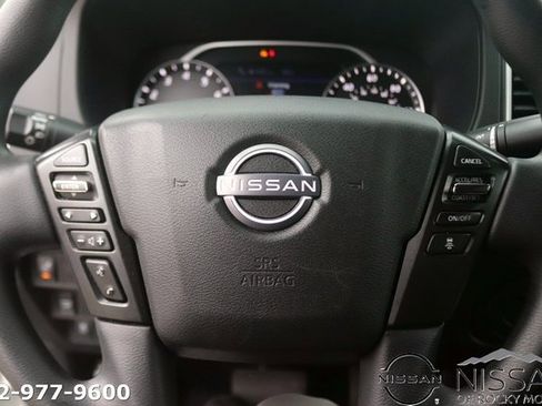 Used 2022 Nissan Frontier SV w/ Technology Package image 16