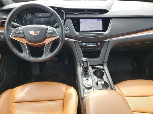 Used 2024 Cadillac XT5 Premium Luxury AWD/4WD image 23