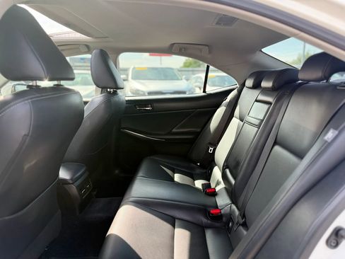 Used 2014 Lexus IS 250 w/ Navigation Package RWD image 19