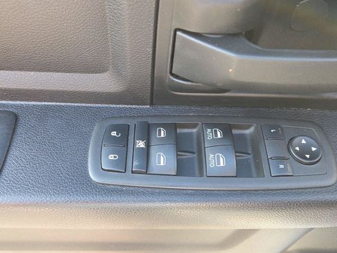 Used 2022 RAM 2500 Tradesman AWD/4WD image 21