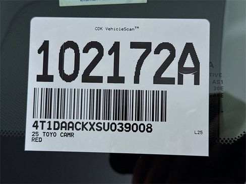 Certified 2025 Toyota Camry LE image 31