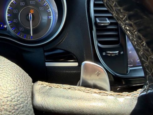 Used 2021 Chrysler 300 S image 31