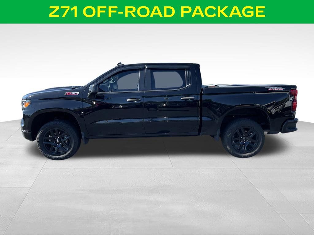 Used 2024 Chevrolet Silverado 1500 Custom Trail Boss AWD/4WD image 7