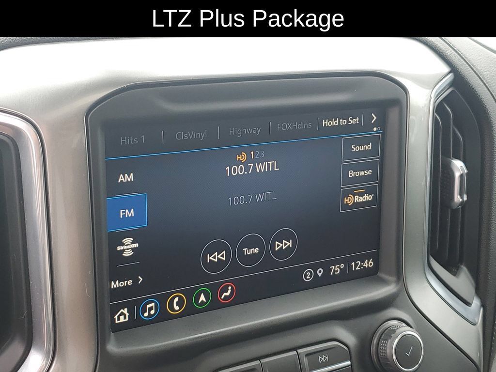 Used 2021 Chevrolet Silverado 1500 LTZ w/ Technology Package AWD/4WD image 16