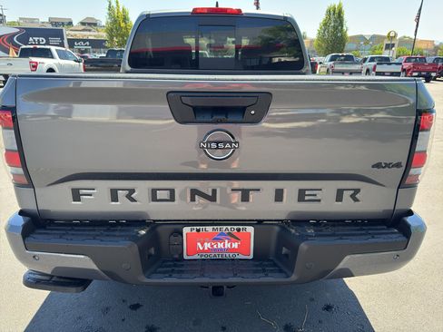 Used 2026 Nissan Frontier SV w/ All-Weather Content Package AWD/4WD image 3