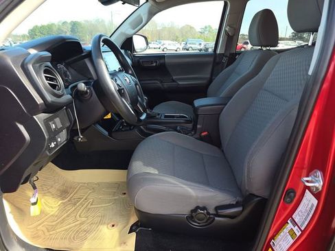 Used 2021 Toyota Tacoma SR image 7
